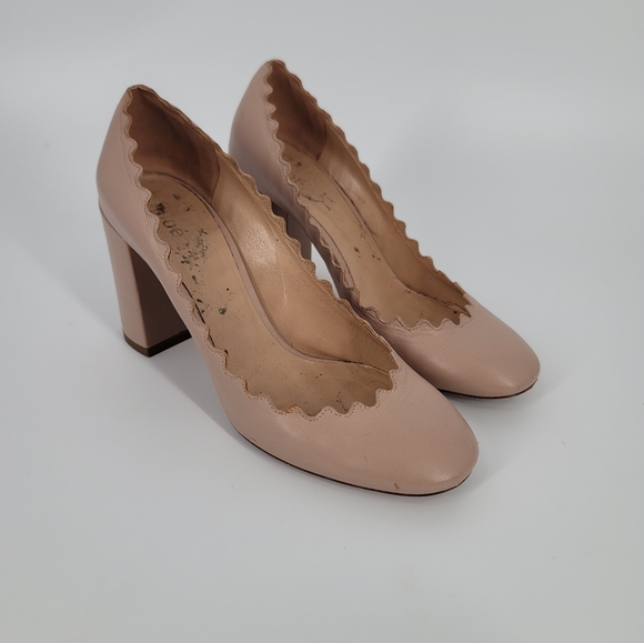 Chloe Beige Lauren Scallop Leather Block Heel Pumps Size 35 - Picture 1 of 13